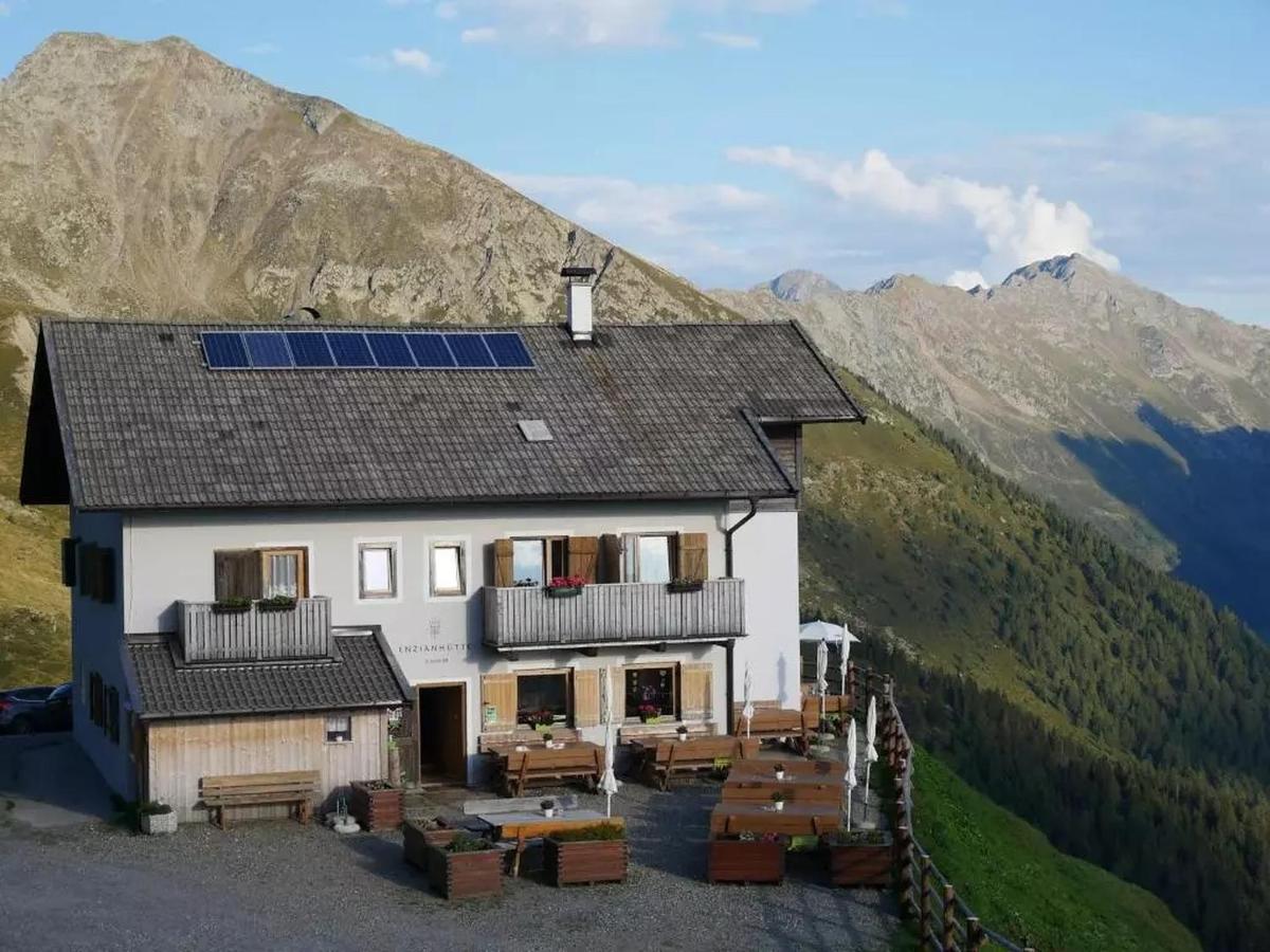 Vila Enzianhuette Jaufenpass San Leonardo in Passiria Exteriér fotografie